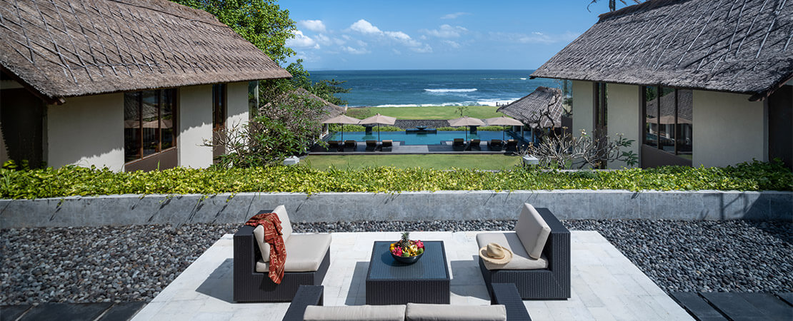 Seseh Beach Villa I - Absolute beach front villa